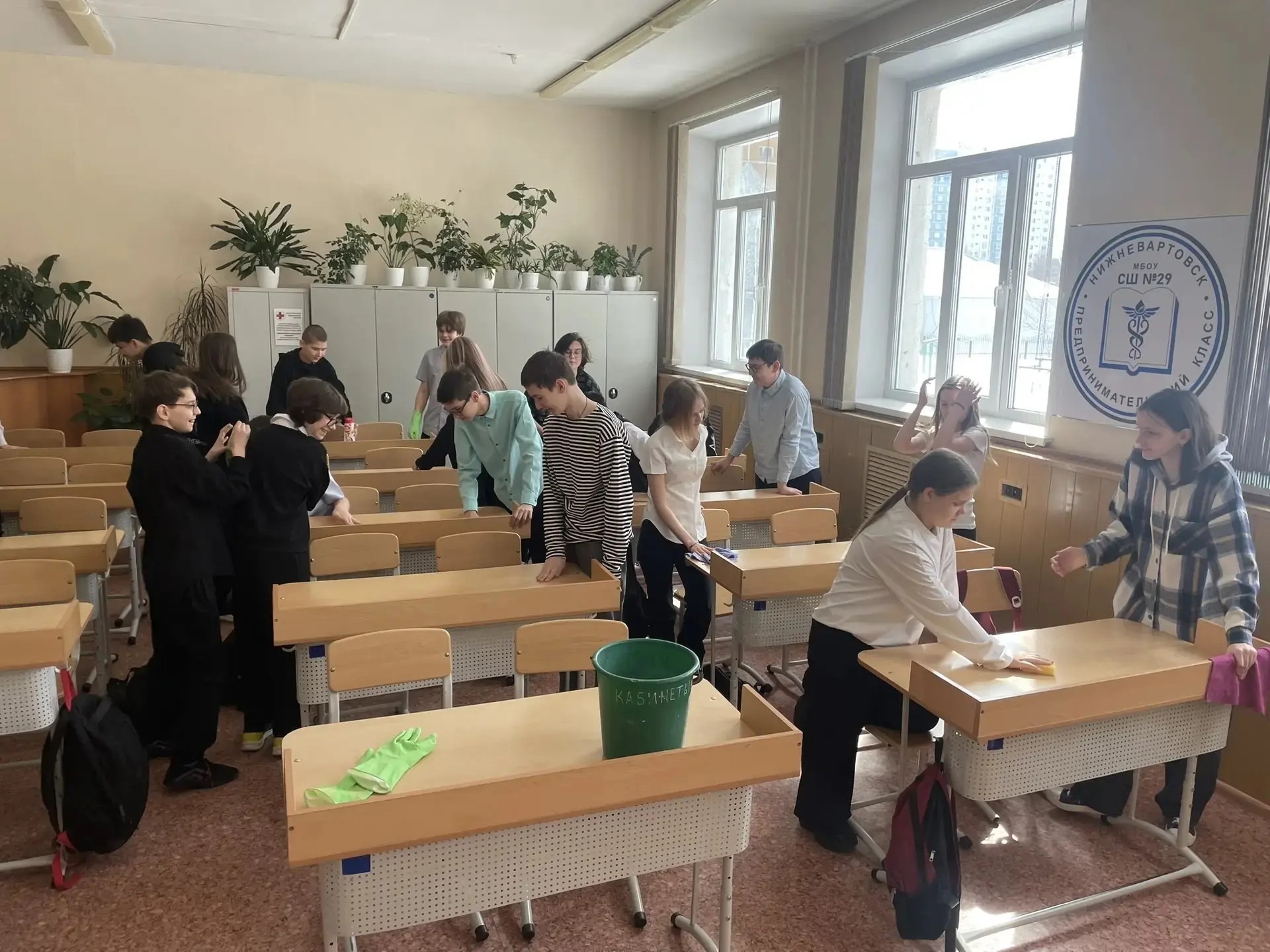 Космический субботник Космический субботник.